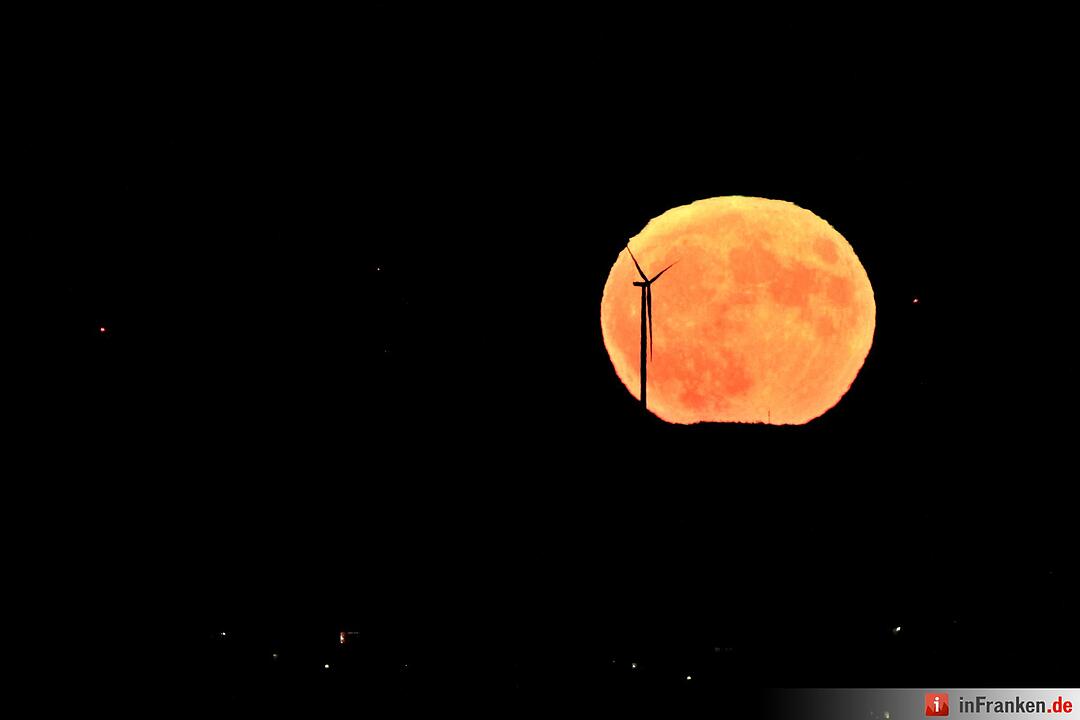 Supermond über Bamberg