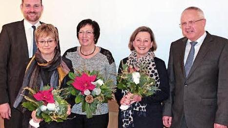 Bürgermeister Martin Mittag verabschiedete Silvia Tauss, Monika Borczyk, Annerose Sonntag und Frank-Jürgen Sonntag.