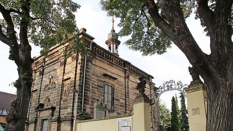 Die Gönningerkapelle am Bamberger Friedhof ist Stätte der Uraufführung des Totentanzes. Foto: Sebastian Schanz
