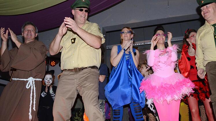 Beim Gangnam rockte die Bühne.