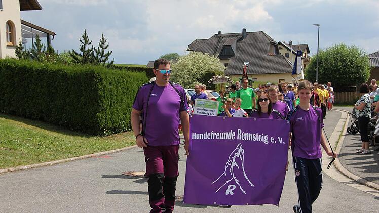 Die Hundefreunde Foto: Veronika Schadeck