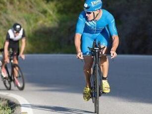 Die bergige Radstrecke um Marbella kommt dem starken Fahrer Andreas Dreitz entgegen. Im Vorjahr wurde der Michelauer dort Dritter. Foto: pr