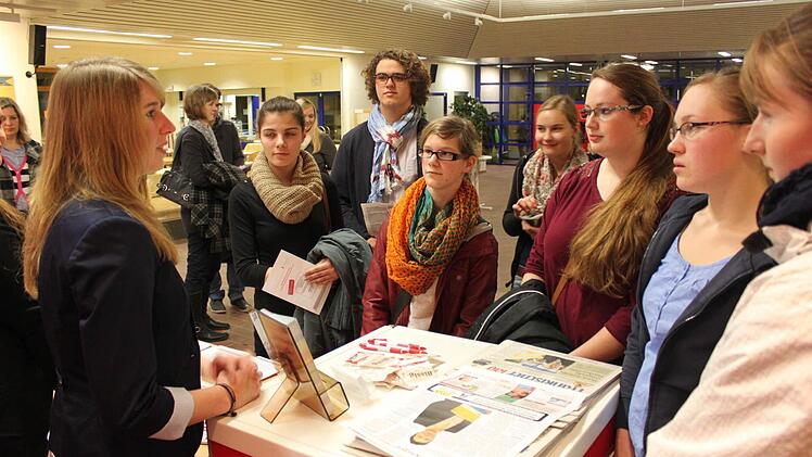 Andrang am Stand der Fränkischen tags.
