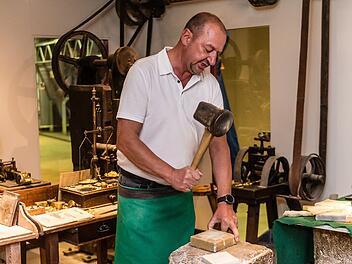 Stadtmuseum Schwabach bietet wieder Goldschl&auml;ger-Vorf&uuml;hrungen an - Infos f&uuml;r Besucher