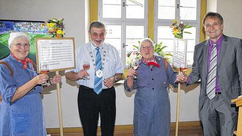 Romantik und Wein vor dem Rathaus