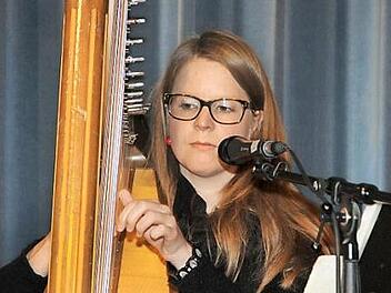 Judy Harper mit ihrer Harfe  Foto: Gerold Snater