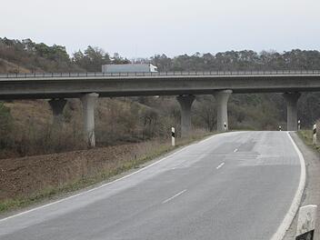 Beschwerden zufolge hat sich der Lärmpegel nach Sanierung der Klöffelsberg-Brücke erhöht. Eine Änderung ist aus Kostengründen jedoch nicht mehr möglich.  Foto: Winfried Ehling