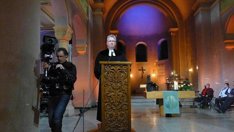 23. November 2014: ZDF-Liveübertragung des Fernsehgottesdienstes aus der Erlöserkirche in Bad Kissingen.