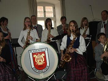 Acht neue Kräfte werden beim Frühlingskonzert der Blaskapelle am 6. April das Orchester verstärken. Foto: Stefan Geiger