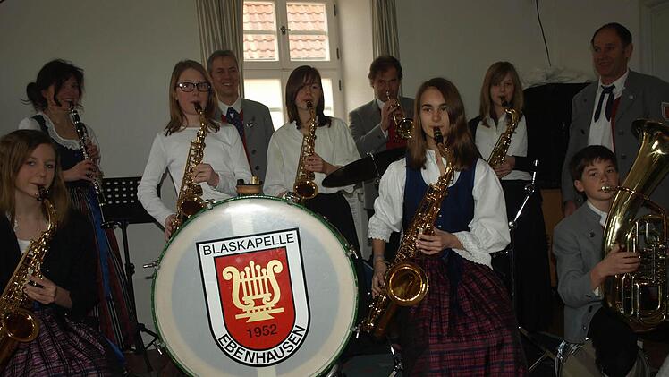 Acht neue Kräfte werden beim Frühlingskonzert der Blaskapelle am 6. April das Orchester verstärken. Foto: Stefan Geiger
