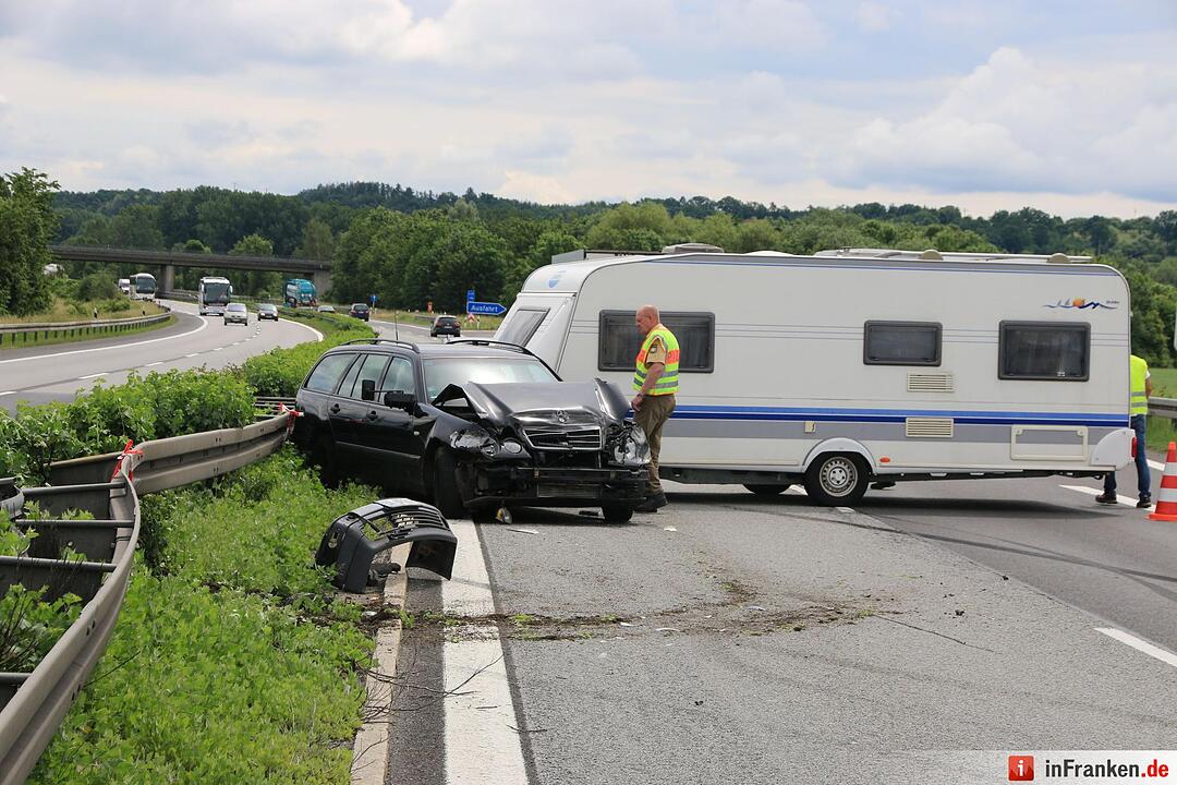 Wohnwagenunfall auf A70 bei Viereth