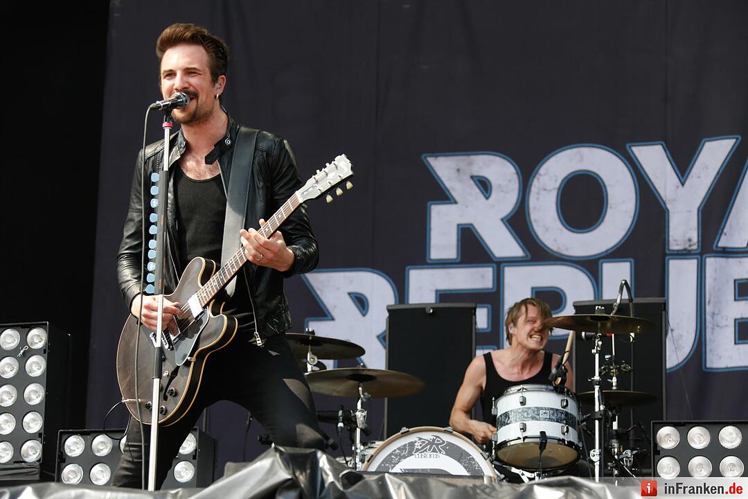 RIP15 - Royal Republic