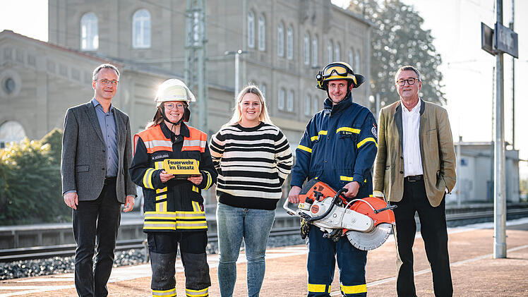 Kitzingen: "Es geht nur gemeinsam" - Stadt startet Kampagne f&uuml;r "Blaulichtfamilie"