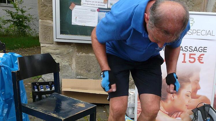 Ausprobieren des Muskelaufbauger&auml;tes "Galileo" Foto: Karin G&uuml;nther