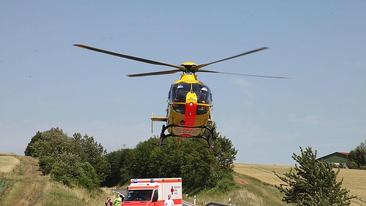 Zwei Hubschrauber wurden an die Unfallstelle gerufen.