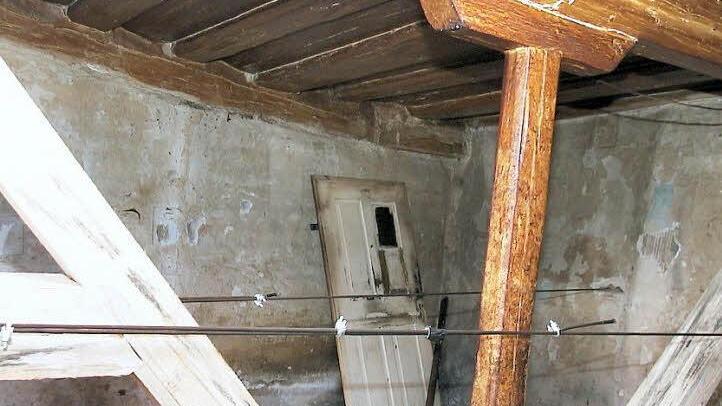 Das Innere wird abgestützt