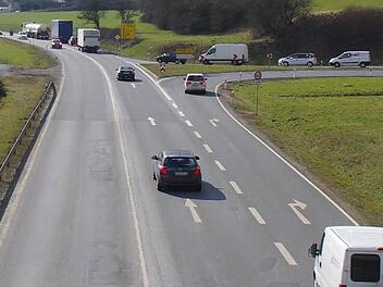 Hans Michelbach und seine Begleiter setzten sich in Berlin für eine "durchgängige Konzeption" für die B 173 und die B 85 im Bundesverkehrswegeplan ein. Foto: Archiv/Marco Meißner