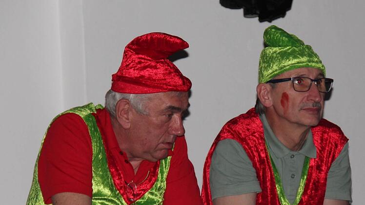 Impressionen von der Höchstadter Rosenmontagsparty. Foto: Johanna Blum