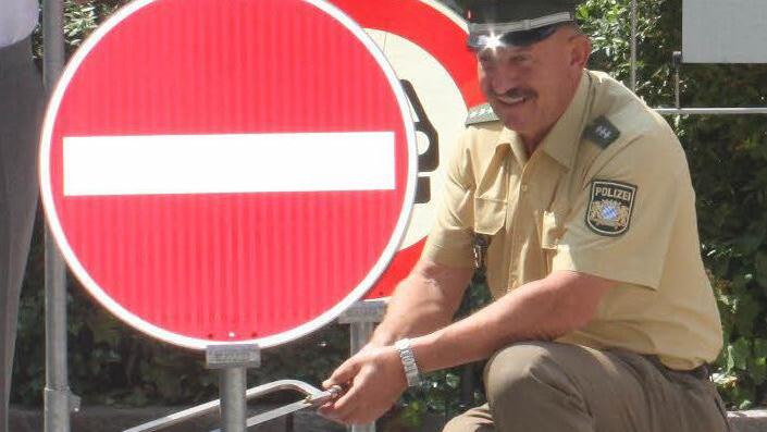 Das Abholzen des Schilderwaldes war eine von Nürnbergers Lieblingsbeschäftigungen. Foto: Evi Seeger