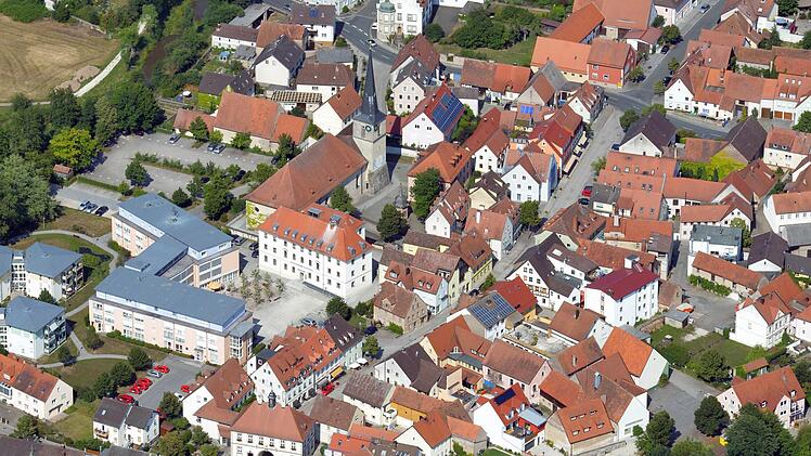 Burgebrach aus der Luft