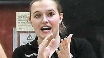 Nach einem Kreuzbandriss will Sandra Schr&uuml;fer in dieser Saison wieder voll angreifen. Foto: sportpress