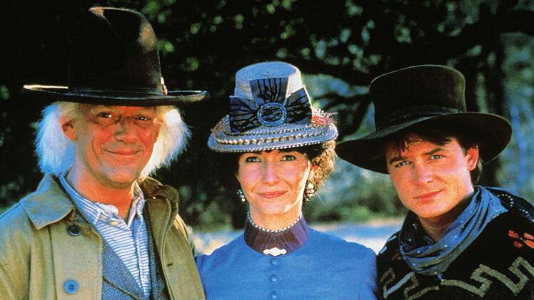In Teil "Zur&uuml;ck in die Zukunft III" findet auch Doc Brown (Christopher Lloyd, Bild links) sein Liebesgl&uuml;ck mit Clara Clayton (Mary Steenburgen).