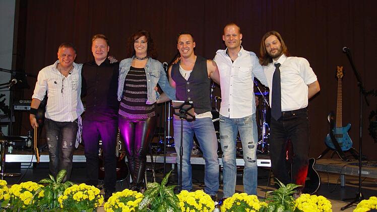 Georg Smolorz, Toni Will, Melanie Skinner-Herzog, Daniel Kleinheinz, Alexander Koch, Nicolas Pflaum. Foto: Brigitta Kempe-Wolf