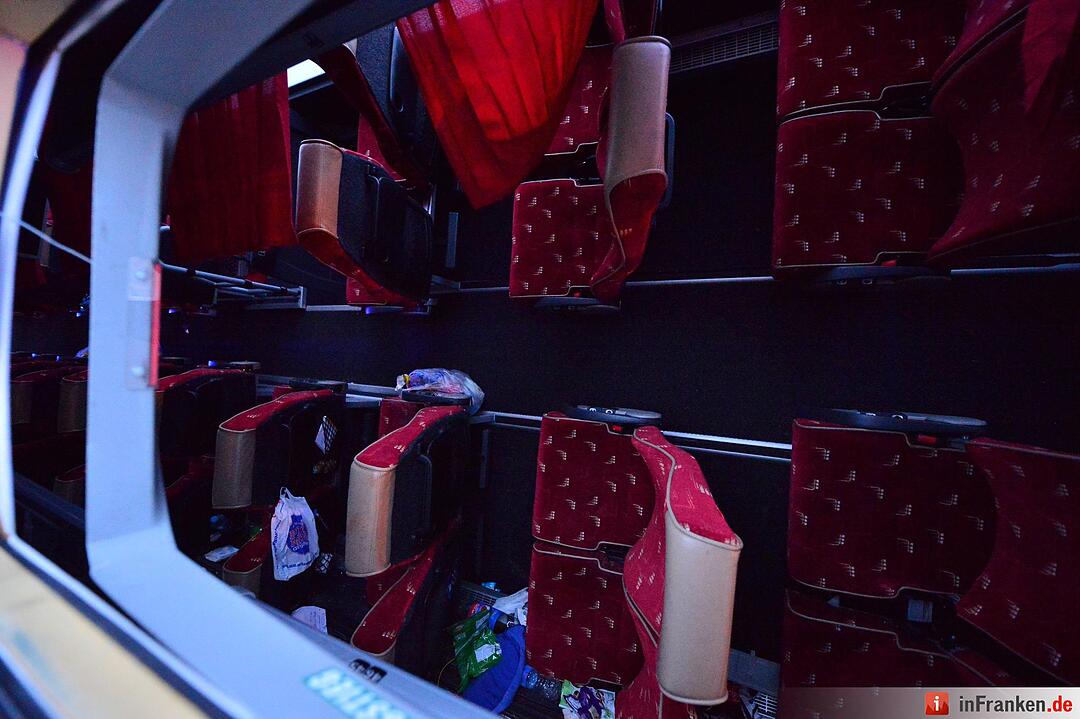 Bus mit Kindern bei Erfurt verunglückt