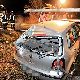 Auto überschlägt sich bei Buttenheim