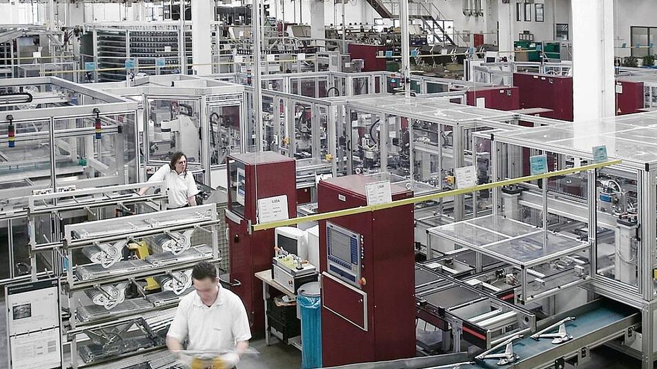 Brose-Werk in Hallstadt: Auch der Automobilzulieferer arbeitet aktuell mit dem Betriebsrat an Lösungen, um den Schaden zu begrenzen.  Foto: Brose/Archiv