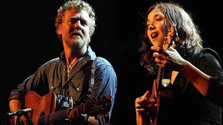 Glen Hansard und Lisa Hannigan begeisterten das Publikum im E-Werk in Erlangen. Foto: Helmut Ölschlegel