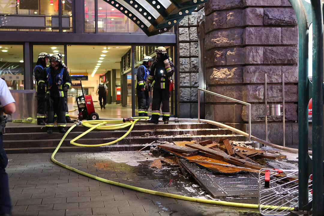 Feuerwehreinsatz am Hauptbahnhof Nürnberg