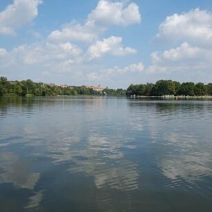 Nürnberg strampelt sich ab: Treetbootfahren am Wöhrder See