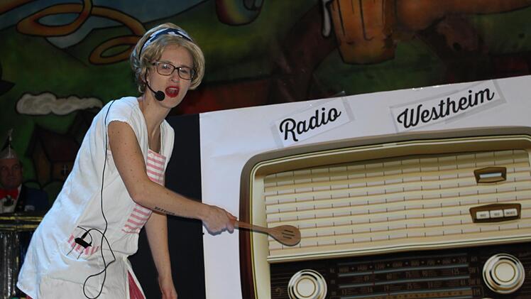 Wellensalat bei "Radio Westheim", unter anderem mit Lucia SchüsslerChristiane Reuther