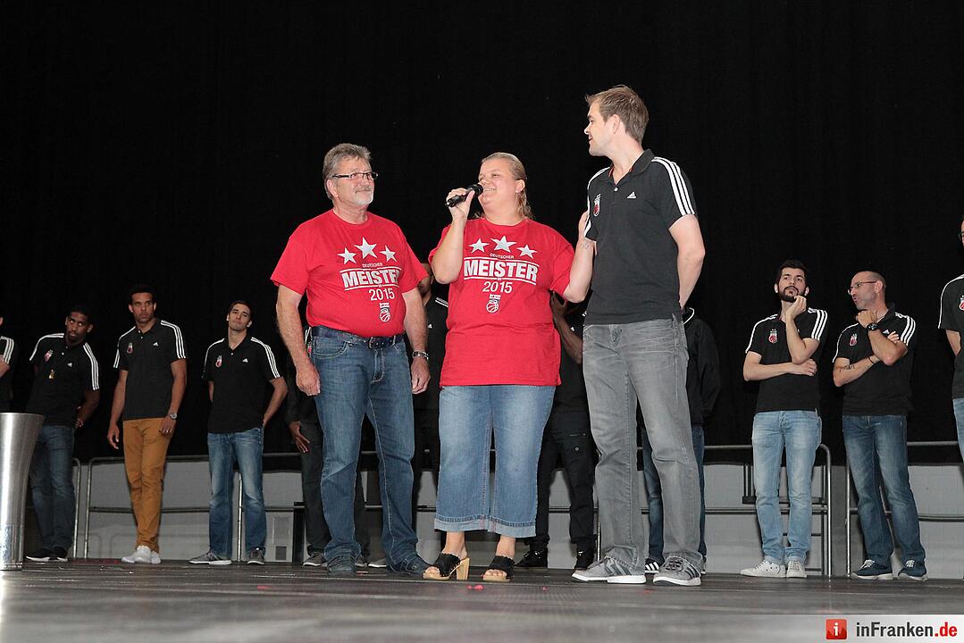 Brose FanParty 220615 07 FanVors u Daniel