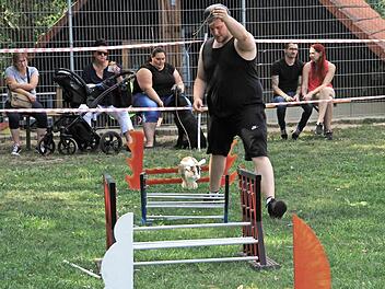 Kaninhop, Hindernisspringen für Kaninchen, ist eine noch relativ junge Sportart.  Foto: Gerda Völk
