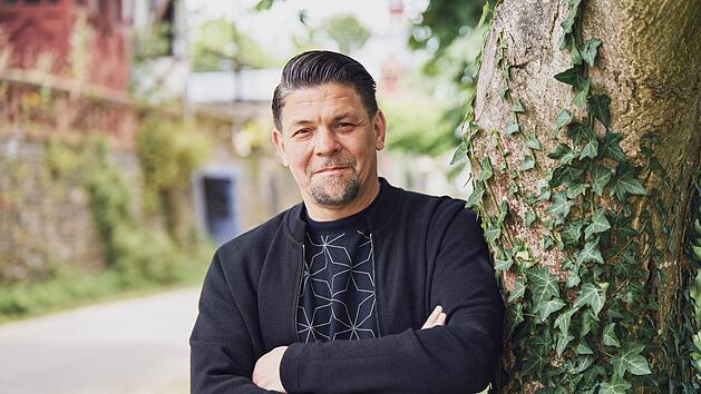 &Uuml;blicherweise kennen viele TV-Fans Tim M&auml;lzer vor allem als Fernsehkoch. Doch er setzt sich gern auch f&uuml;r Sozialprojekte ein.