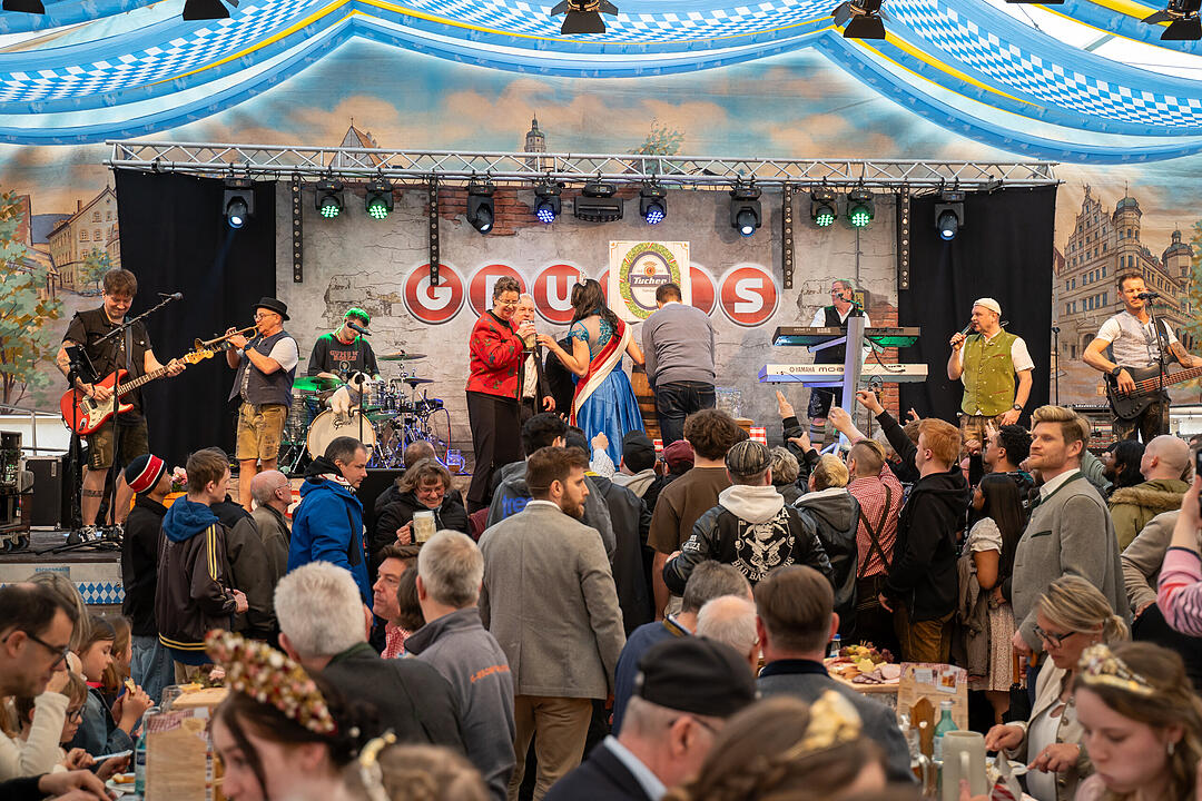 Mehr als 150 Buden und Attraktionen!