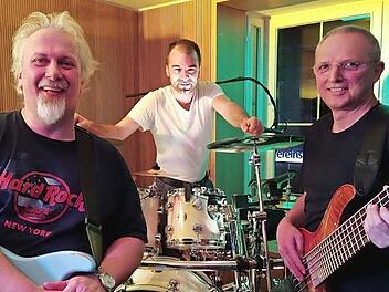 Rocken das Café Moritz ab 19 Uhr: „Solid rock“ aus Kronach.