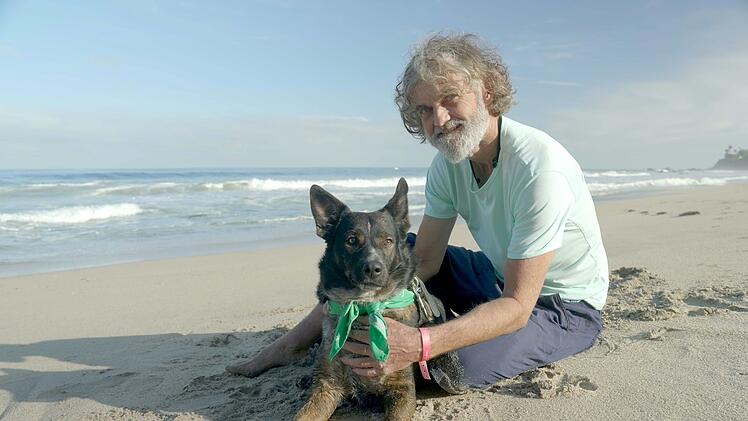 Tim Shaddock und seine H&uuml;ndin Bella trieben zwei Monate lang auf dem Pazifik.