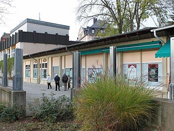 Nach der Sanierung wird der zur Villa Thea gehörende Basar ein Café und ein Restaurant beherbergen. Foto: Thomas Mäuser