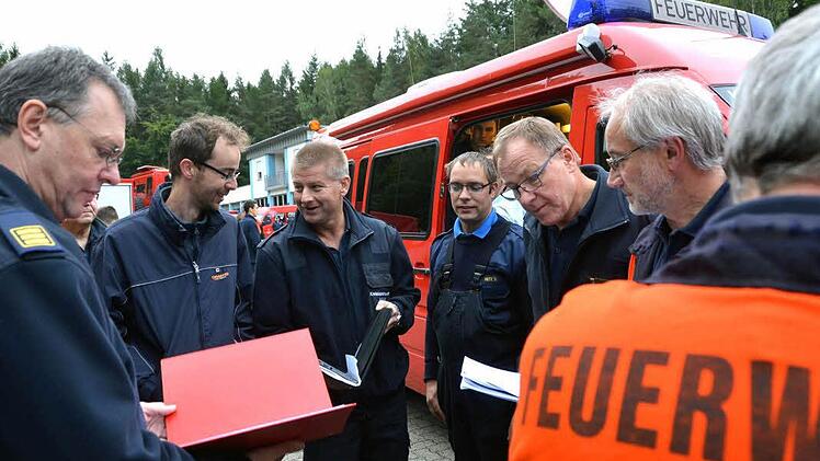 Großübung der Feuerwehr Notfallkontingente Foto: Peter Rauch