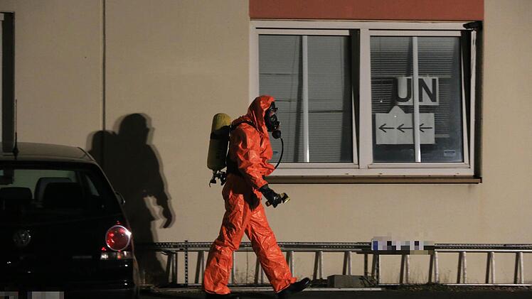 Feuerwehr-Einsatzkräfte mussten die Räume lüften.  Foto: News5/Merzbach