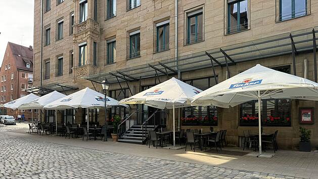 Nürnberg: Restaurant "Eglantine" bewirtet Bedürftige mit Gratis-Weihnachtsessen