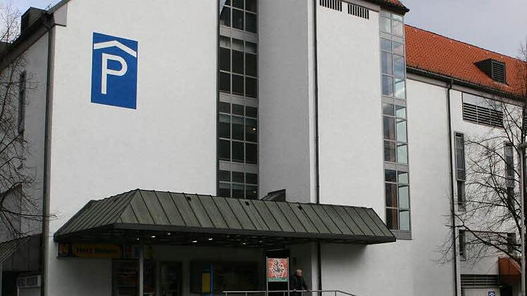 Das Parkhaus Post ist eines der drei innerstädtischen Parkhäuser in Coburg. Foto: Archiv