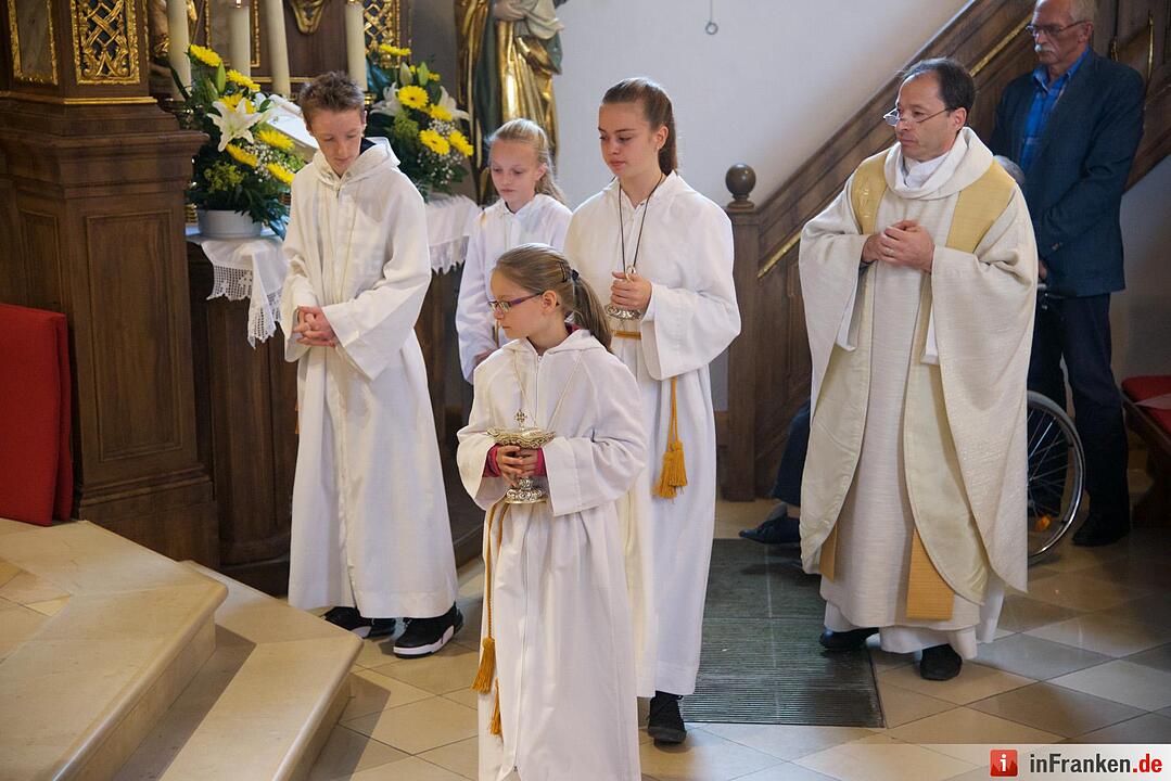 Nach einjähriger Kirchensanierung: Hannberg feiert die Wiedereröffnung der Wehrkirche der Pfarrei Geburt Mariens Hannberg