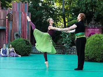 Ballett im Coburger Hofgarten: Mark McClains "Ein Sommernachtstraum". Henning Rosenbusch