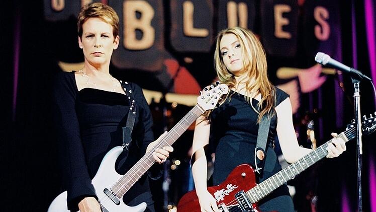 2003 feierte der Kinofilm "Freaky Friday" Premiere. Die Kom&ouml;die bedeutete f&uuml;r Lohan, die an der Seite von Jamie Lee Curtis (links) vor der Kamera stand, den endg&uuml;ltigen Durchbruch als Schauspielerin.