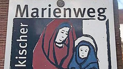Die Markierung des Fränkischen Marienweges  Fotos: Gerold Snater