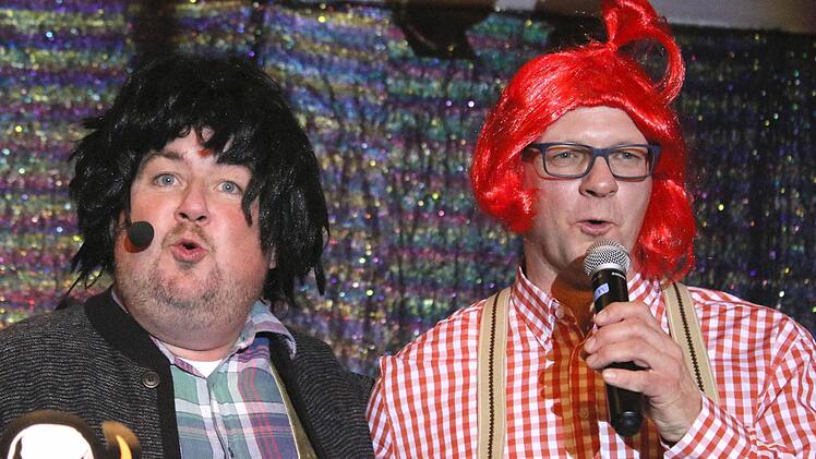 Max (Pfarrer Michael Erhart, links) und Moritz (Bürgermeister Thomas Stadelmann) waren "die bösen Buben. Wir bringen Ärger in die Stub´n!"